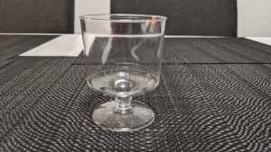 Brand new disposable plastic wine goblets (170ml) x240