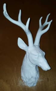 Wall Mounted Reindeer Head With Antlers White