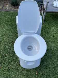 Dometic Caravan Sanitation Toilet and Cartridge CTS4110