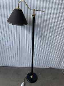 Beautiful Vintage Freestanding Floor Lamp
