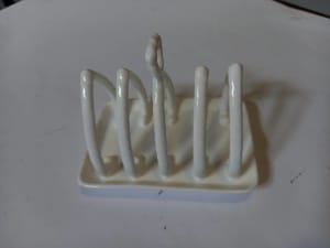 High Quality Apollo Fine Porcelain Ceramic.4 Slice Toast Rack 