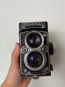 Rolleiflex 3.5 TLR medium format film camera