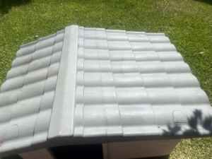 Dog house good condition