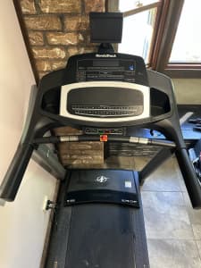 NordicTrack S25 Treadmill - Excellent Condition