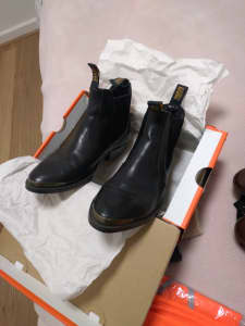 VINTAGE WINDSOR SMITH BOOTS BEAUTIFUL CONDITION