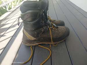 Arbortec scafell arborist climbing boots
