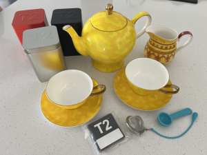 T2 Teapot, teacup set
