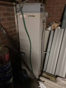 Hot water unit - Gas