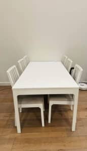 Ikea dining table with 6 matching chairs