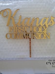 Kianas First Holy Communion cake topper