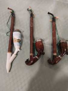 Antique Dutch pipes in excellent condition 