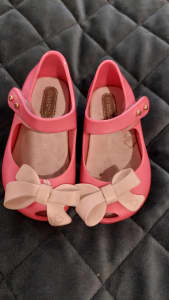 Mini Melissa Pink Baby Girl Shoes With Bow