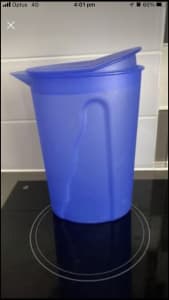 Tupperware jug - never used. Approx 1L