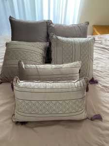 Bed cushions or living room cushions 