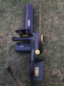 OZITO ELECTRIC CHAINSAW 405-MM 16-INSH-GREAT CONDITION