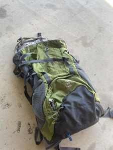 Deuter hiking backpack 30L