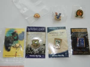 ANZAC DAY AND RELATED BADGES