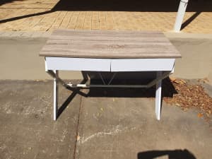 Writing desk for free