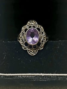 Sterling silver and amethyst ring 