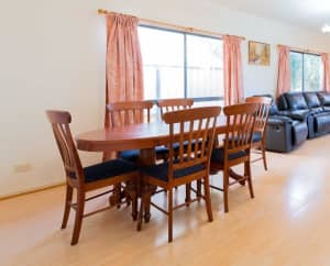 6 seats dining table and chair for sale, cash only $240
