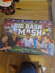 Board games x2 cricket and connect 4 big bash smash both unopened