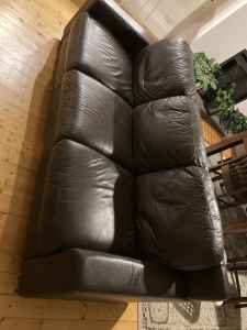 Leather couch brown 