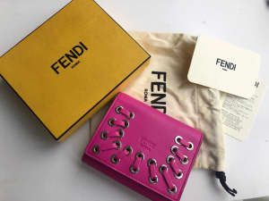 Fendi Infulature Nappa Shiny Geranio Shocking Pink Card Holder