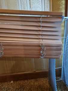 Wooden venetian blinds