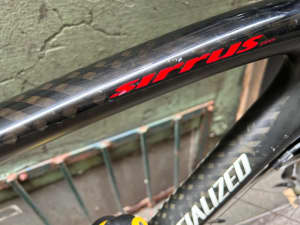 Specialized Sirrus Pro full carbon hybrid bike, M