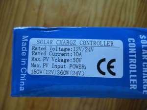 Solar Panel Charge Controller Regulator 12V/24V auto dual USB 10A