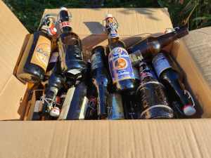 Flip top beer bottles suitable for home brewing