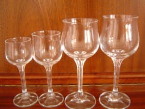 24pce BOHEMIA DIANA CRYSTAL RED and WHITE WINE, PORT, LIQUEUR GLASSES