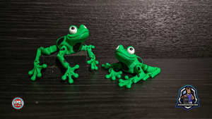 Flexi Green Dart Frog home or garden fidget sensory decorating 