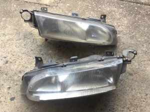 ford falcon el head light right only