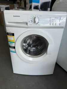 Simpson 7 KGS washings machine.