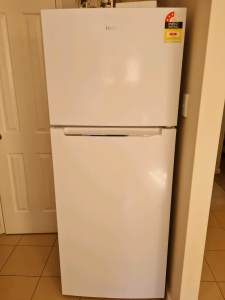 Fridge 5 years old down sizing house and doesnt fit in the kitchen