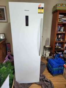 Hisense 1 Door White Freezer 245 L
