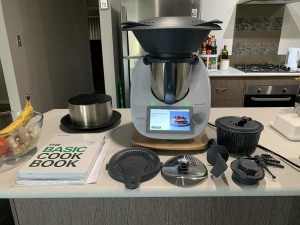 Thermomix TM6 Food Processor / Blender with Extras