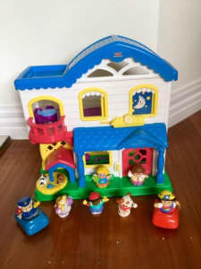 Fisher Price Little People Happy Home Sounds Doll House