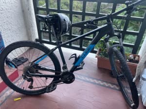 Cube aim pro mountain bike - good condition