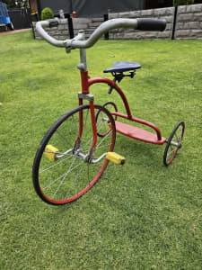 Tricycle kids bike
