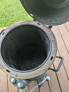 Charbroil the big easy smoker/grill