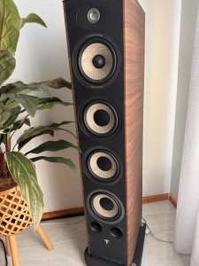 Focal Floor standing speakers