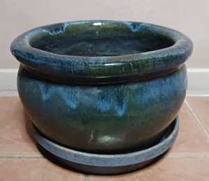 Vintage Heavy Green /Blue Glazed Pottery Plant Pot & Plastic Saucer