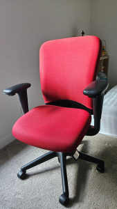 Office chair with seat and back angle adjustment