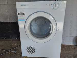 Simpson 4kg clothes dryer