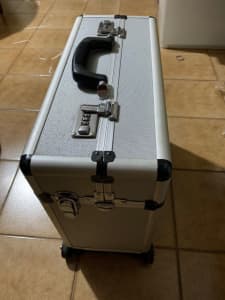 suit case, mobile sample case in very good condition