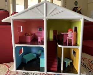 Solid wood doll house with furniture