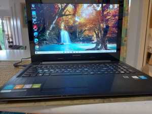 Laptop - NEAR NEW Lenovo -128gb SSD - 8gb ram - Office 365 Enterprize