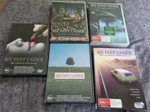 Complete series of six feet under